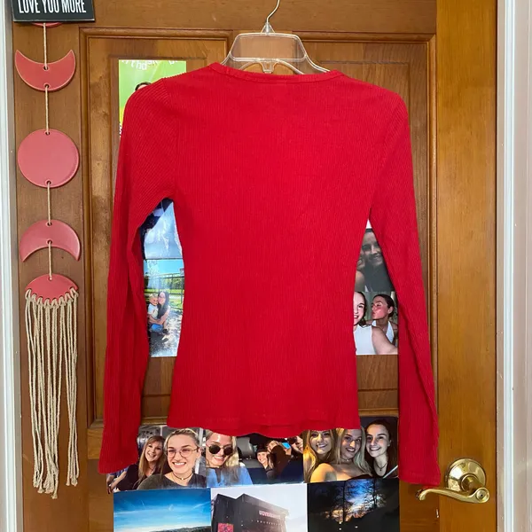 Old Navy Red Long Sleeve Shirt - Image 3