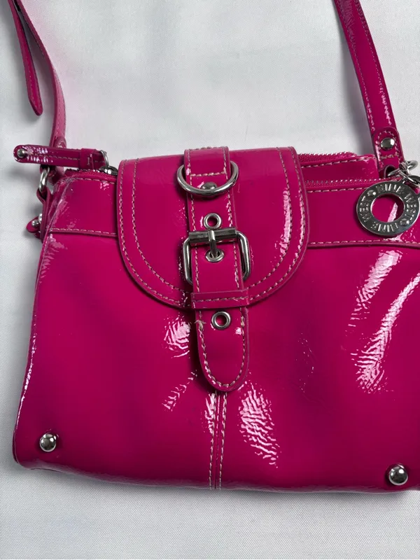 Nine West Hot Pink Patent Leather Crossbody Bag Purse Y2K Vibe shoe-print lining - Image 2