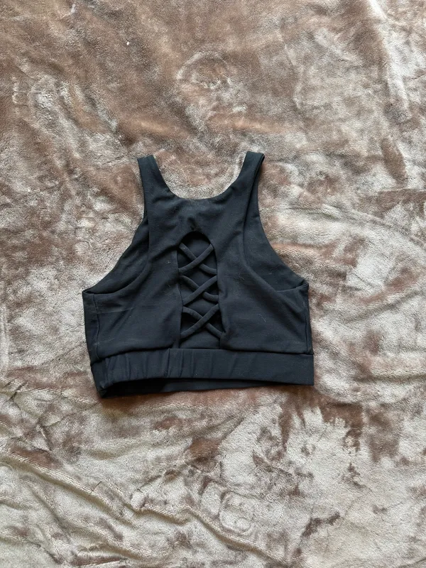 Black Sports Bra Amazon - Image 2