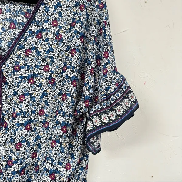 Max Studio Ditsy Floral Blue & Pink Flared Sleeve Tie Front Blouse S - Image 4
