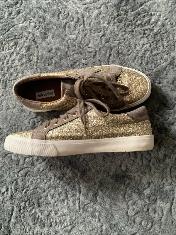 Not Rated Gold Glitter Sneakers with Taupe Accents - Image 6