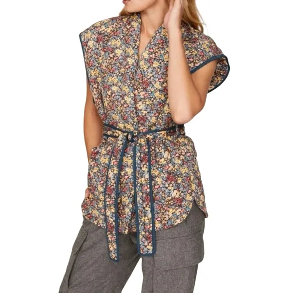 BLANK NYC Quilted In Bloom Wrap Belted Jacket Vest Size M New w Tag MSRP $98 SOO - Image 2