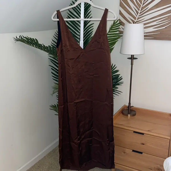 Zara Chocolate/Brown Satin Effect‎ Midi Dress size Small - Image 4