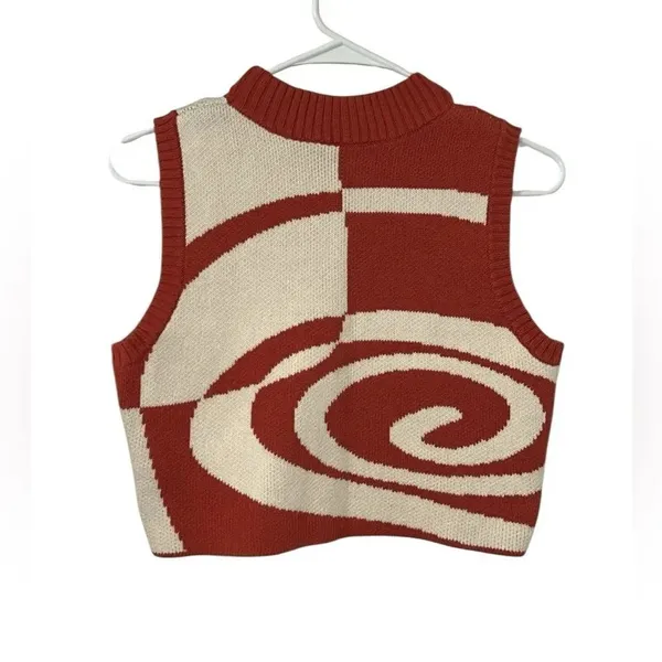 C/MEO Collective Red & Cream Cropped Sweater Top(Size Large) - Image 3