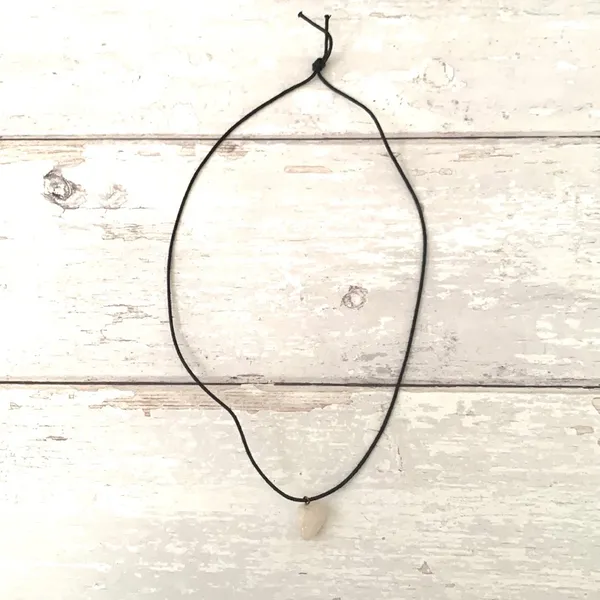 Urban Outfitters Crystal Stone Necklace Women’s Jewelry Opaque White Color NEW - Image 2