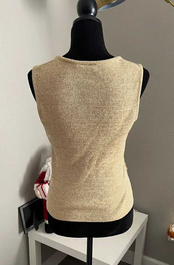 Kalico Women’s Sleeveless Scoop Neck Gold Metallic Knit Top Size Medium - Image 2