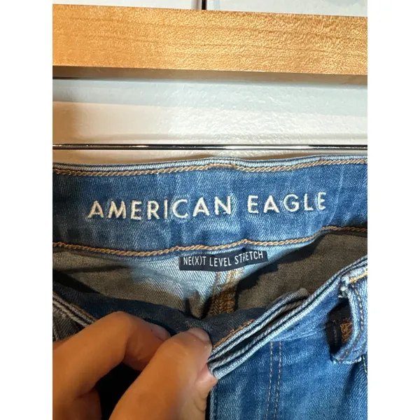 American Eagle medium wash Jegging jeans - Image 6