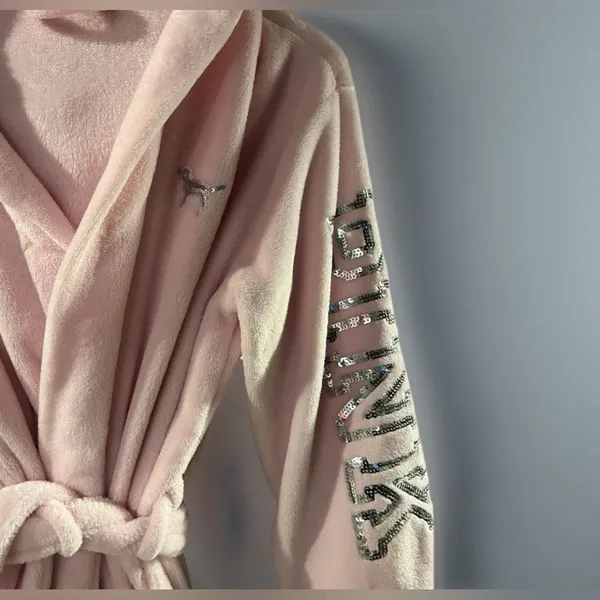 Victoria’s Secret PINK Plush Robe Sequin Logo Sherpa Hood XS/S Spa Bathrobe - Image 5