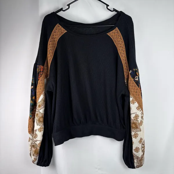 Free People Black Waffle Knit Mixed Print Balloon Sleeve Pullover Top (M/L) - Image 2