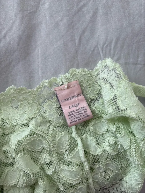 Cabernet Green Lace Bralette Size Large - Image 3
