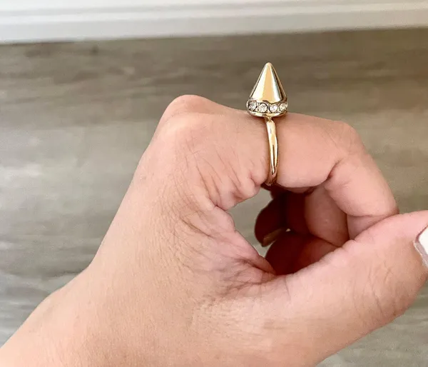 Missguided Gold Rhinestone Pointy Ring 6/6.5 - Image 3