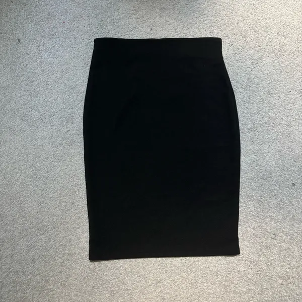 SHEIN Black Bodycon Mini Skirt with Button Accents - Image 5