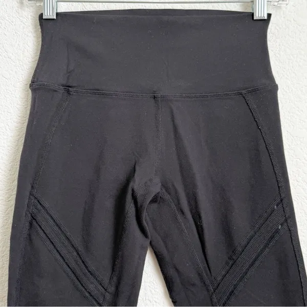 ALO Yoga Black Cropped Leggings Size S - Image 3