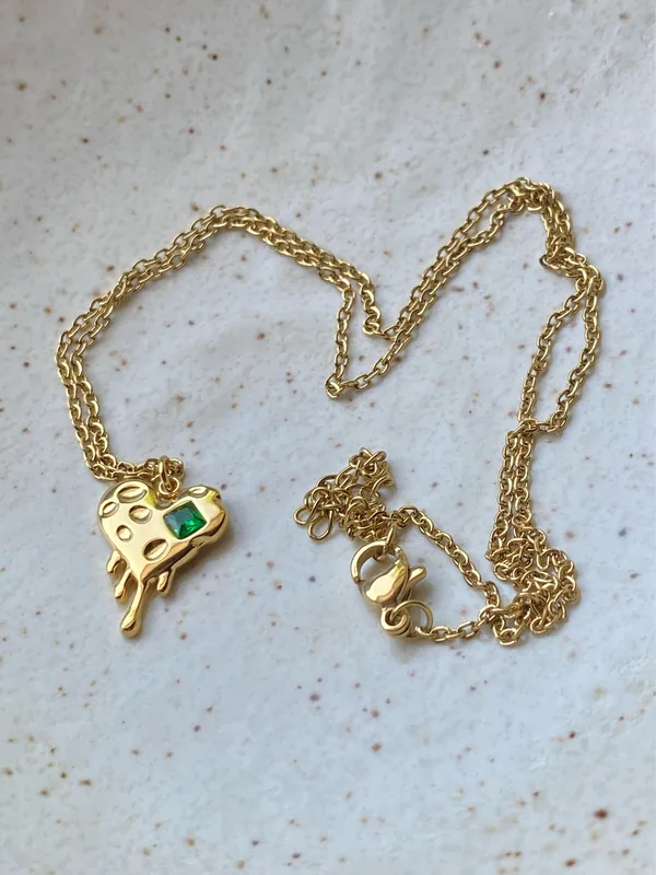 Handmade gold tone stainless steel chain & green glass crystal heart chic vintage retro style necklace💚👼 - Image 3