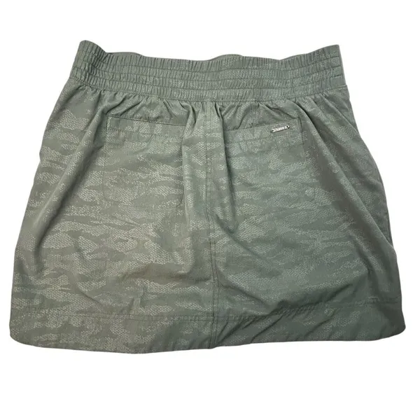 Orvis Women's Camo Skort Size S Green Stretch Travel Casual‎ Short - Image 11
