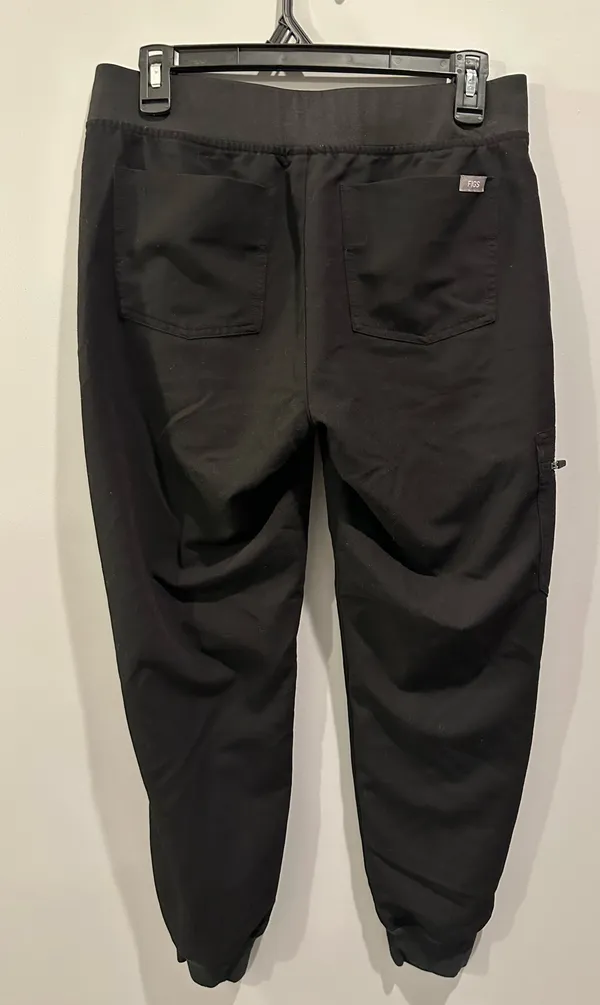 FIGS Zamora Jogger Scrub Bottoms Black - Image 6
