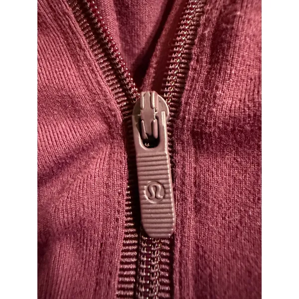 Lululemon Burgundy Quarter Zip Cropped Long Sleeve Athletic Top Thumbholes‎ - Image 5