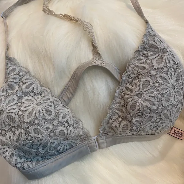 Victoria’s Secret Gray Lace Bralette Size XS - Image 3