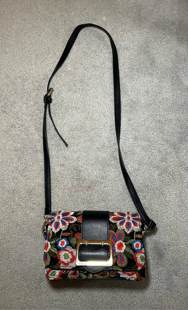Lulus Petal Lined Path Black Embroidered Purse - Image 2