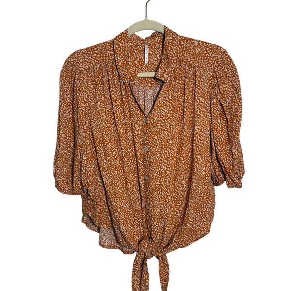 NWOT Free People Celia Printed Top Sz. M - Image 2