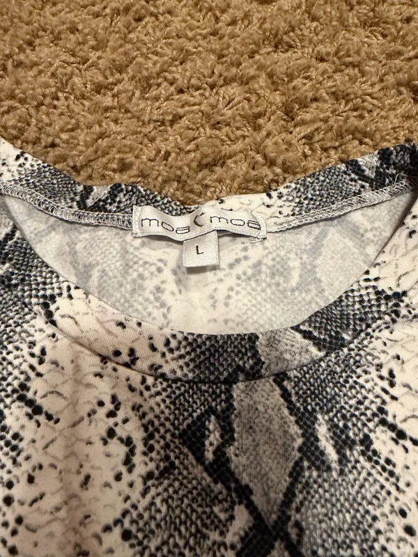 Boutique Snakeskin Shirt - Image 2