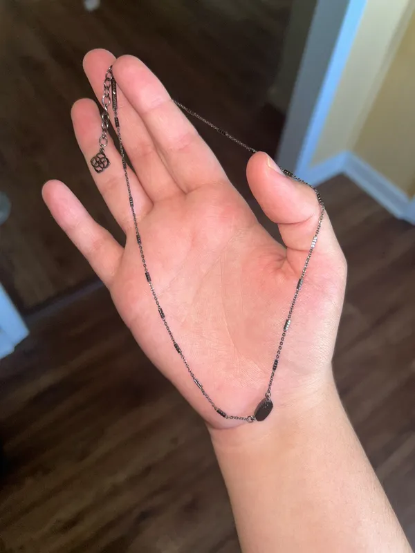 Kendra Scott Necklace - Image 3