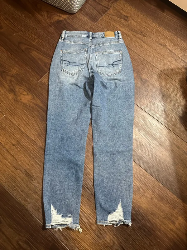 American Eagle Jeans - Image 2