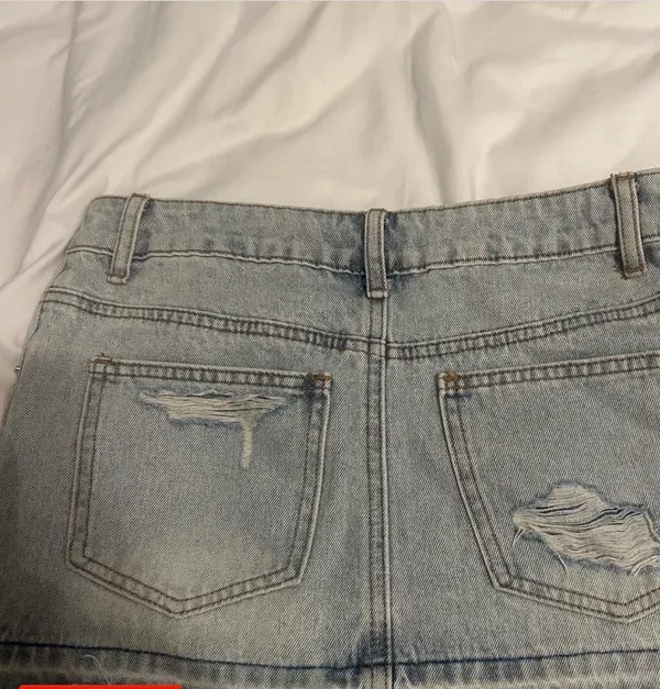 Denim Edikted Mini Skirt - Image 3