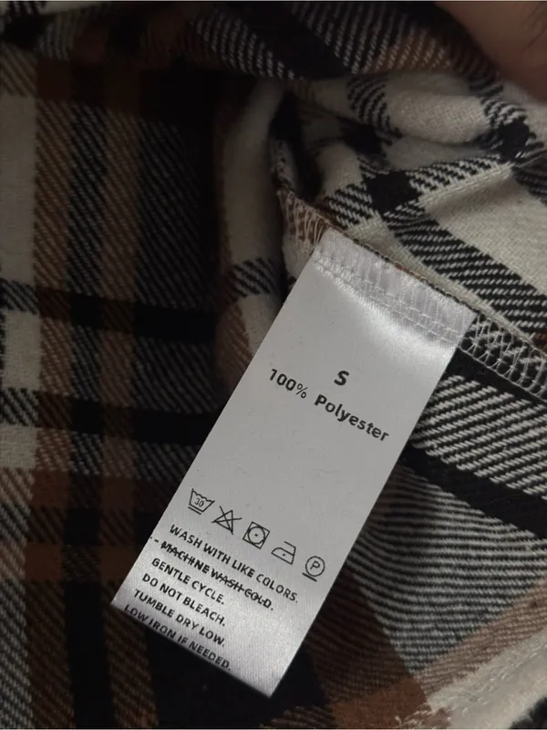 Cropped Plaid Button - Image 2
