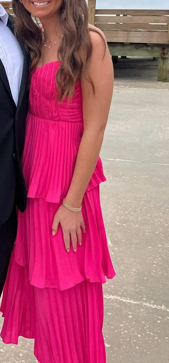Pink tiered midi dress - Image 5