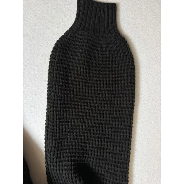 Zenana Black Waffle Knit V-Neck Balloon Sleeve Sweater TW-3418AB Medium - Image 5