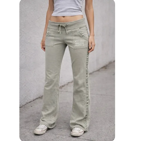 Hollister Y2K Low Rise Drawstring Flare Sweatpants Sage Green Small - Image 2