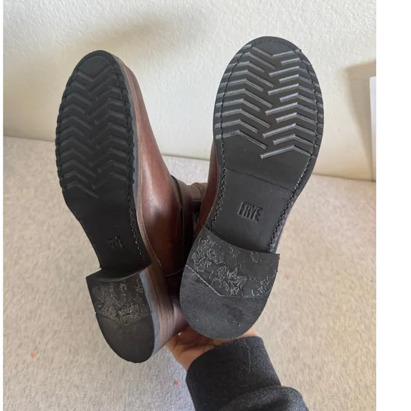 NWOT Frye Veronica Flex Bootie in Stone Size 8.5 - Image 4