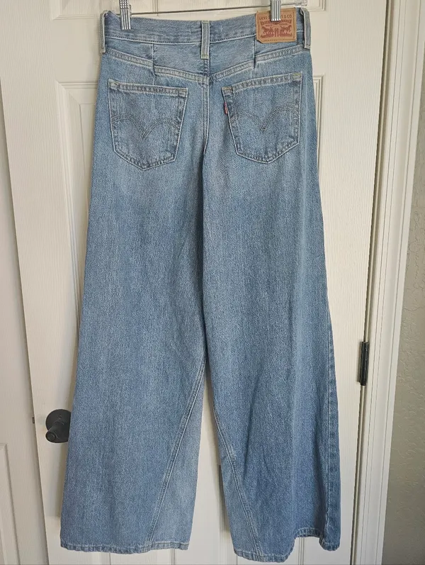 Levi's Baggy Wide Leg - Image 4