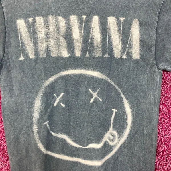 Nirvana Nevermind Tour Art Dead Eye Smiley Grunge Band Tee S - Image 2