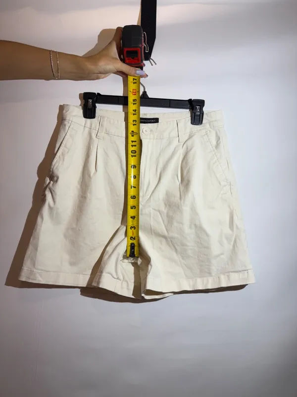Banana Republic Ivory High Rise Pleated Tailored Bermuda Shorts Size 10 - Image 6