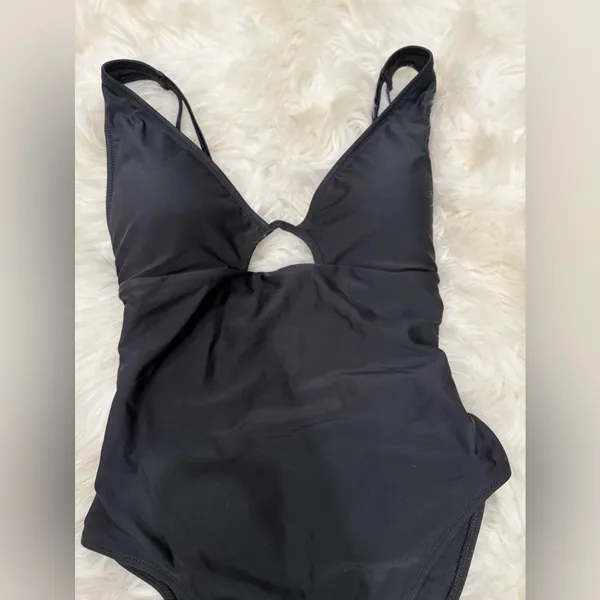 Gymshark Black Cutout One-Piece Swimsuit Strappy Back Medium - Image 6