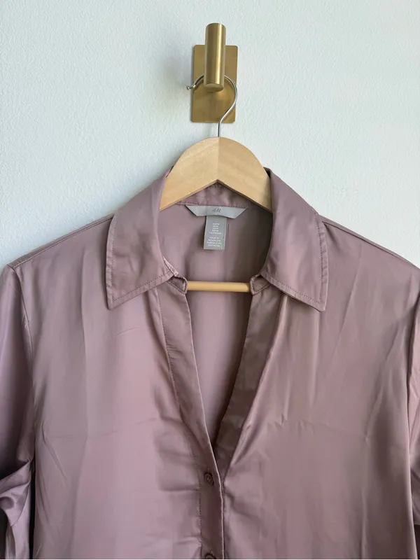 H&M Satin Button Down Blouse Womens M Dusty Rose Pink Long Sleeve Work Office - Image 5