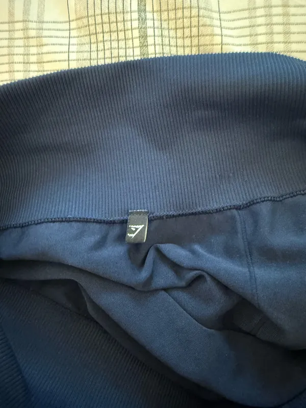 Navy Gym Shark Compression Shorts Size Small - Image 3