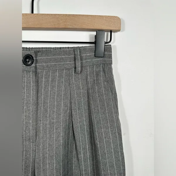 Primark Gray Pinstripe Pleated Wide Leg Trousers Dress Pants Size 2 - Image 5