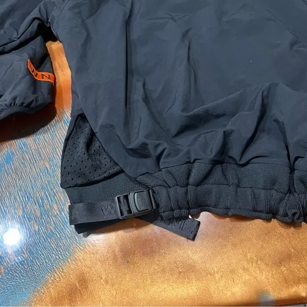Nike WNBA CT Sun Black Full zip jacket size medium orange embroidered logo - Image 11