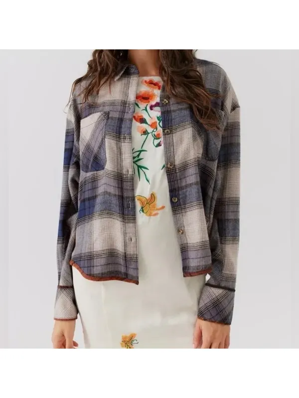 Urban Outfitters BDG Karl Slouchy Blue Flannel Button Down size medium - Image 4