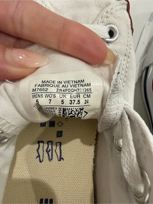Converse White Low Top Canvas Sneakers - All Star - size 7 - Image 6