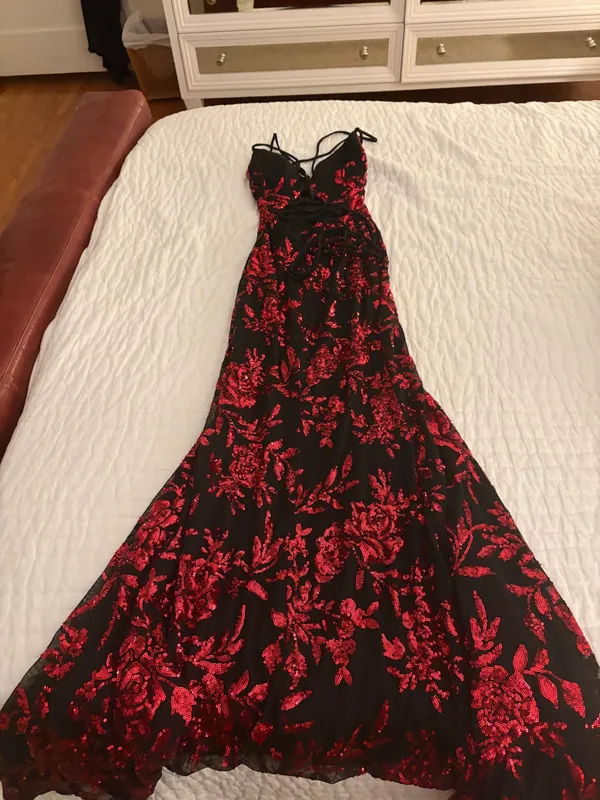 Windsor Angela Floral Sequin Dress - Image 8