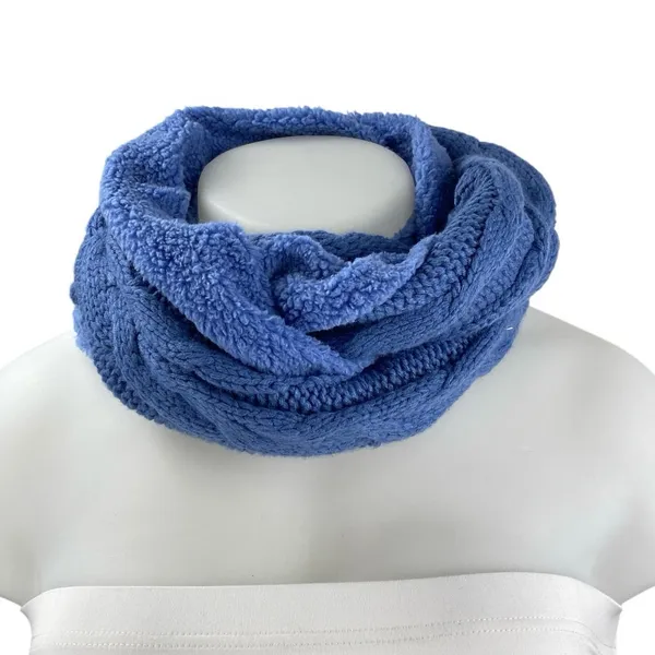 UGG Knit Tech Blue Matching Winter Warm Shawl Finger Gloves Scarp 2 Piece Set - Image 4