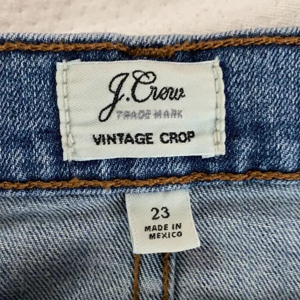 J. Crew Blue Vintage Crop Ankle Length Jeans Structured Cotton Distressed Denim. - Image 9