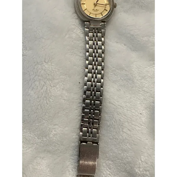 Duyfonte Lucien Piccard Quartz Women's Silver Tone Wrist Watch Japan‎ Movt - Image 4