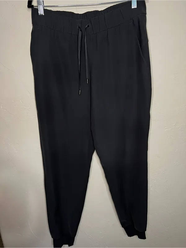 Lululemon On The Fly Black Athletic‎ Joggers - Image 2