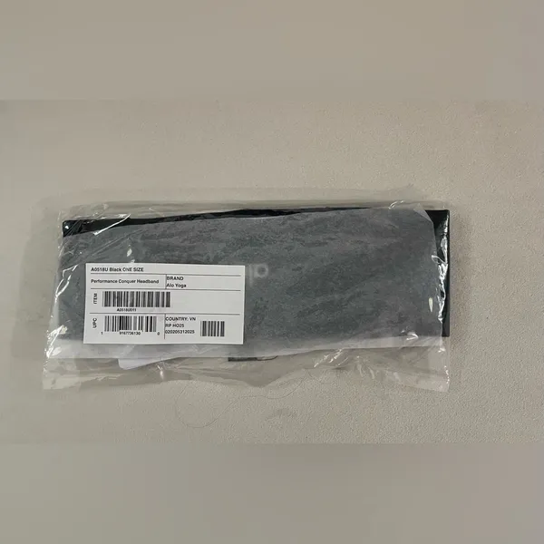 Alo Yoga NWT Performance Conquer Black Headband - Image 9