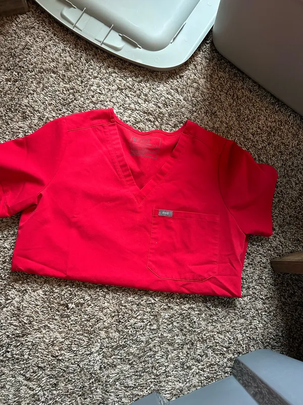 FIGS Scrub Top - Image 3
